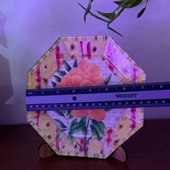 Early 20th Century Floral Decoupage Plates - set / 4